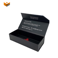 Boîte d'emballage cadeau en carton noir rigide rectangulaire d'écriture personnalisée de haute qualité à fermeture magnétique