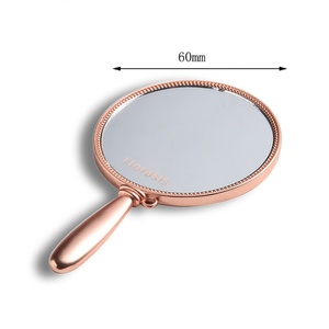 Miroir de maquillage de luxe en or rose avec poignée, personnalisable avec logo, fabriqué par Mirror Manufacturer - Product Image 3