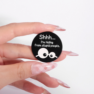 Frase sto evitando le persone sciocche spille in smalto lettere dei cartoni animati spille risvolto Punk Gothic gioielli regalo per I bambini amici - Product Image 1