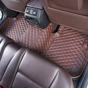 Ensemble complet de tapis de sol pour voiture de luxe avec logo personnalisé - Product Image 5