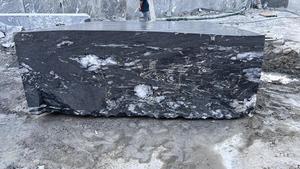 Thanh lịch tìm kiếm Graphite <span class=keywords><strong>Granite</strong></span> đen nguyên khối đá tự nhiên cho nhà bếp Countertop trang trí từ Ấn Độ - Product Image 2