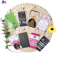 Paquet de cheveux cadeau en papier d'emballage d'extension de cheveux avec logo personnalisé étiquettes volantes en forme de coeur et étiquettes à perruque pour extensions de cheveux