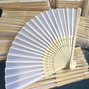 Abanico de Bambú Ecológico Personalizado para Regalo de Boda con Nombre Impreso y Técnica de Pintura a Mano - Product Image 4