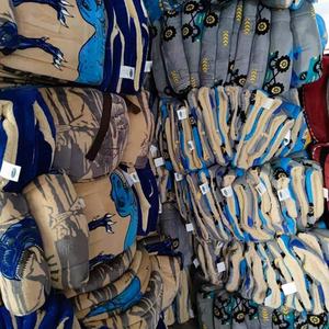 Tissu flanelle à imprimé de dinosaure, style garçon, pour couverture d'hiver douce pour bébés, literie molletonnée pour enfants, dessins animés - Product Image 6