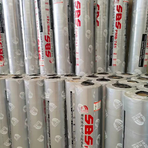 Rouleaux d'étanchéité autocollants en caoutchouc <span class=keywords><strong>Alubutyl</strong></span> à prix d'usine pour la réparation d'étanchéité des toitures - Product Image 1