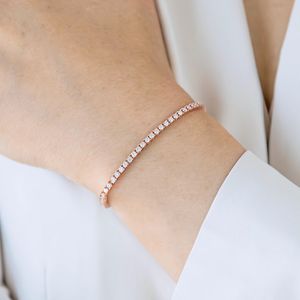 Pulsera de tenis de moissanita de 2 mm con 4 puntas, redonda, moderna, unisex, con brillo de moissanita, duradera, MOQ bajo, premium - Product Image 2