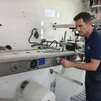 Équipement intelligent sans pilote ultra-rapide JWC 2026 amélioré pour les serviettes hygiéniques