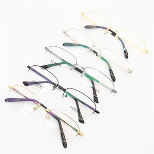 Lunettes optiques <span class=keywords><strong>en</strong></span> acier inoxydable à motif rayé <span class=keywords><strong>en</strong></span> forme de diamant de créateur, commande mixte, vente <span class=keywords><strong>en</strong></span> gros à bas prix, montures de lunettes - Product Image 5