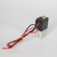 Katup Solenoid Pneumatik Kontrol Dua Arah Mini Tipe Normal Tertutup (NC) Aksi Langsung Ukuran Kecil 1/8 untuk Sistem Oksigen Ambulans 2V025-06