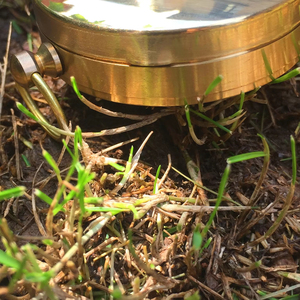 Boussole miniature en laiton lumineuse et étanche pour la vente en gros, boussole portable pour le camping et les activités de plein air - Product Image 6