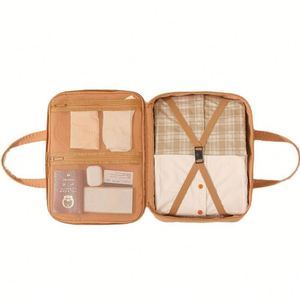 Nouvel ensemble de trousses de toilette de voyage de luxe 2025, écologiques, grand format, avec fermeture éclair, portables, brodées et imprimées, pour la vente en gros - Product Image 5