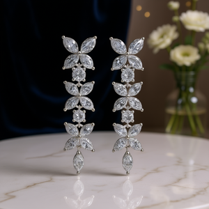 Orecchini Pendenti a Fiore in Oro Bianco con Zirconi Taglio Marquise, Gioielli da Sposa per Donna, Stile Romantico con Cristalli e Strass - Product Image 2