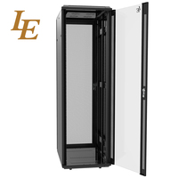 Armoire debout de support de serveur de plancher 42u WXDXH 800*800*2000mm avec la gestion de câble