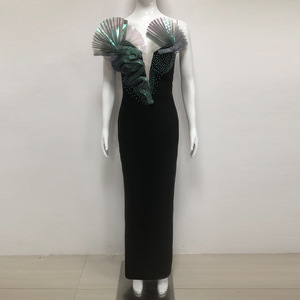 Abito da <span class=keywords><strong>sera</strong></span> di lusso nero elegante con ricamo 3D arancione, senza spalline, scollo a barca, linea ad A, lunghezza al pavimento, firmato - Product Image 2