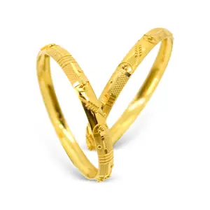 Bracelets en or taillés à la machine, tendance - Product Image 1