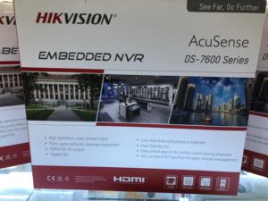 Hikvision DS-7608NXI-K2 <span class=keywords><strong>Grabador</strong></span> <span class=keywords><strong>de</strong></span> Video en Red NVR <span class=keywords><strong>de</strong></span> 8 Canales H.265 Compatible con Cámaras IP <span class=keywords><strong>de</strong></span> hasta 8MP, Sistema CCTV con Análisis Inteligente - Product Image 1