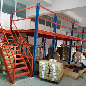 Plataforma de entresuelo de servicio pesado con piso de <span class=keywords><strong>madera</strong></span> de acero recubierto de polvo para equipos de almacenamiento de carga con estante de palé de cubierta de alambre - Product Image 1