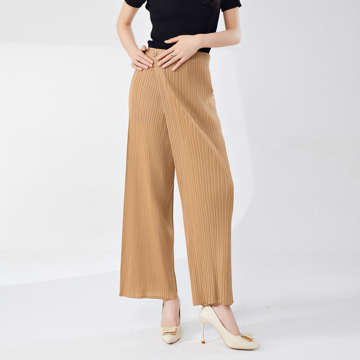 สีน้ำตาล