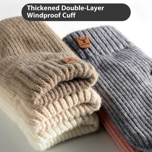 Nuovi Guanti Invernali Personalizzati Ispessiti a Doppio Strato Caldi Lavorati a Maglia con Fodera in Pile Stile Jacquard - Product Image 5