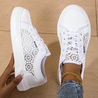 Vente en gros de baskets décontractées pour femmes, personnalisées, légères, sportives, respirantes, à lacets, ajourées, à semelle épaisse et robuste, pour l'automne, direct usine