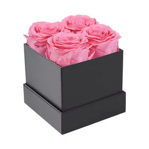 Coffret Cadeau de Roses Éternelles – 4 Roses Stabilisées Véritables et Immortelles dans une Boîte Carrée – Idéal Fête des Mères et Nouvel An - Product Image 2