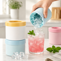 Moule à glaçons compact empilable en silicone avec grille multi-compartiments, mini-bac à glaçons haute capacité pour les fêtes de famille