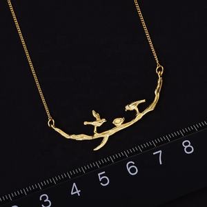 Collar con Colgante de Plata de Ley 925 Vintage, Pájaro <span class=keywords><strong>en</strong></span> Ramas, Hecho a Mano, Diseño Único para Mujer, Joyería Fina - Product Image 5