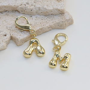 Charms Charms con lettere iniziali a bolle grossa e carina per borse da donna Charm Charm <span class=keywords><strong>portachiavi</strong></span> accessori - Product Image 3