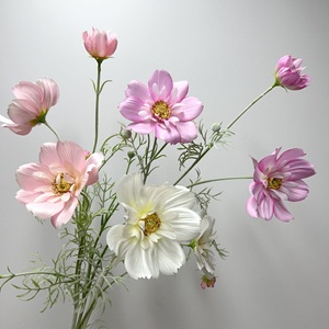 Fleurs artificielles en gros style campagnard, cosmos reine à tige unique, pour la fête des mères, la <span class=keywords><strong>d</strong></span>écoration de chambres familiales, de bureaux et <span class=keywords><strong>d</strong></span>'hôtels - Product Image 3
