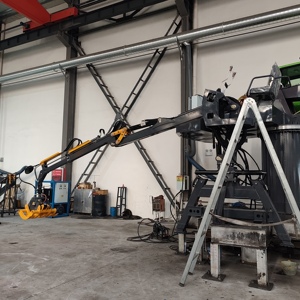 Kamyon Üstü Tomruk Tutucu Vinç Küçük Döner Tutucu Orman Kereste Vinci Mobil Kamyon için - Product Image 6