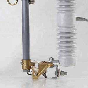 Disjoncteur à découpe SMCIO avec chute d'arc, <span class=keywords><strong>type</strong></span> 15KV 24KV 27KV, prix du disjoncteur à découpe, isolateur en plastique haute tension IEC, 100A 200A - Product Image 3