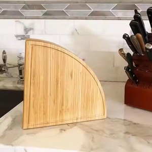Planche à découper ronde en bambou rotative avec sections divisées pour servir le fromage et les fruits, design en bois massif - Product Image 5