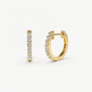 Pendientes de Aro Clásicos Personalizados de Plata de Ley 925 con Circonita Cúbica y Baño de Oro de 14K para Bodas y Fiestas, Joyería Fina para Mujer - Product Image 1