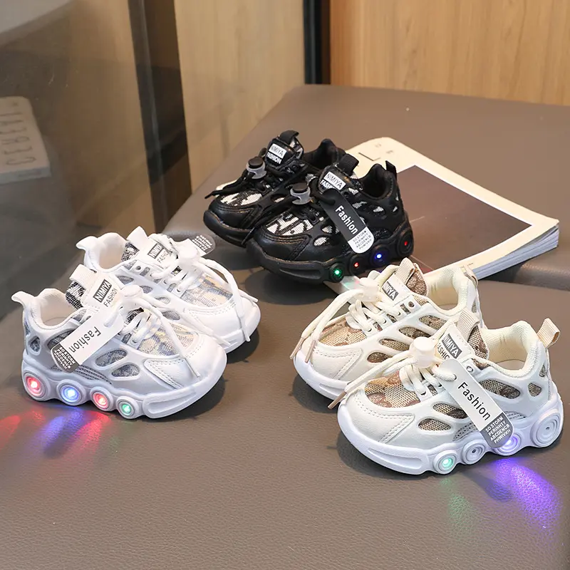 Kindermode Trend atmungsaktive leuchtende Netz schuhe Jungen rutsch feste verschleiß feste Freizeit schuhe Baby Sportschuhe