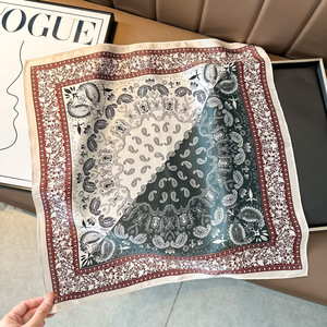 Foulard carré 100 % soie de mûrier pour femme, imprimé cachemire vintage, petit bandana en soie, foulard de luxe pour le cou, accessoire pour cheveux et sac - Product Image 5