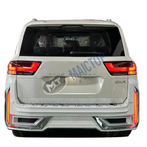 Kit de actualización de parachoques delantero y trasero para Toyota Land Cruiser LC300 FJ300 2022 - Product Image 4