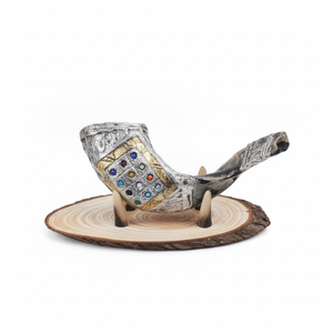 Corne de Chofar israélienne traditionnelle authentique, finition semi-polie, parfaite pour les rituels juifs, les célébrations et les collectionneurs - Product Image 1