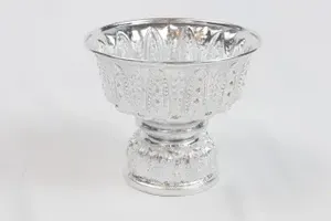 ถาดเสิร์ฟอลูมิเนียมสีเงินแบบดั้งเดิมของไทยแฮนด์เมดพร้อมดีไซน์แท่นนูนอิสระช่างฝีมือโดยตรงจากประเทศไทย - Product Image 6