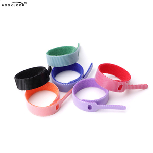 Attaches-câbles magiques adhésifs à boucles auto-agrippantes pour fils et câbles - Product Image 3