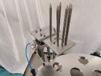 Machine de remplissage et de scellage automatique rotative pour sacs et canettes, ligne d'emballage multi-stations pour liquides/pâtes/gelées/yaourts/sauces, 220V, en acier inoxydable