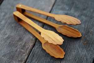 Pinces en bois artisanales pour la cuisine, le service, la grillade et la manipulation des aliments en cuisine, fabriquées en bois naturel durable pour la cuisine quotidienne - Product Image 2