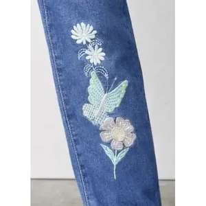 Pantaloni Jogger Elasticizzati Ricamati per Ragazze Adrenaline Taglia 12 Jeans Slim Fit con Tasche in Misto Cotone e Spandex - Product Image 2