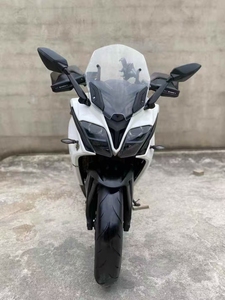 <span class=keywords><strong>Moto</strong></span> Spring <span class=keywords><strong>GT</strong></span> 400cc à deux cylindres, refroidissement par eau, injection électronique d'essence avec ABS - Product Image 5