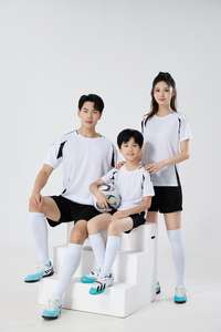 Uniforme de Fútbol Personalizado para Adultos y Niños, Absorbente de Sudor, Transpirable, de Secado Rápido, para <span class=keywords><strong>Entrenamiento</strong></span> y Competencia, de Manga Corta - Product Image 2