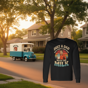 Camiseta de manga larga para el Día del Padre con la frase: Solo un papá que siempre volvió con la leche. - Product Image 3
