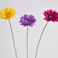 Bunga Gerbera Daisy Sutra Buatan Putih 57cm, Ramah Lingkungan, Tangkai Tunggal, Modern, Buatan Tangan untuk Dekorasi Pernikahan dan Rumah