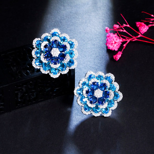 <span class=keywords><strong>Orecchini</strong></span> a Perno CWW di Alta Qualità con Design 3D Multiplo, Grande Fiore Blu in Zirconia Cubica, Gioielli di Lusso per Matrimoni e Feste - Product Image 3