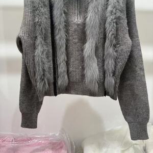 Maglione <span class=keywords><strong>con</strong></span> colletto alto di lusso <span class=keywords><strong>con</strong></span> finiture in vera <span class=keywords><strong>pelliccia</strong></span> di volpe Dec <span class=keywords><strong>Cardigan</strong></span> lavorato a maglia di colore personalizzato da donna <span class=keywords><strong>con</strong></span> cerniera - Product Image 4