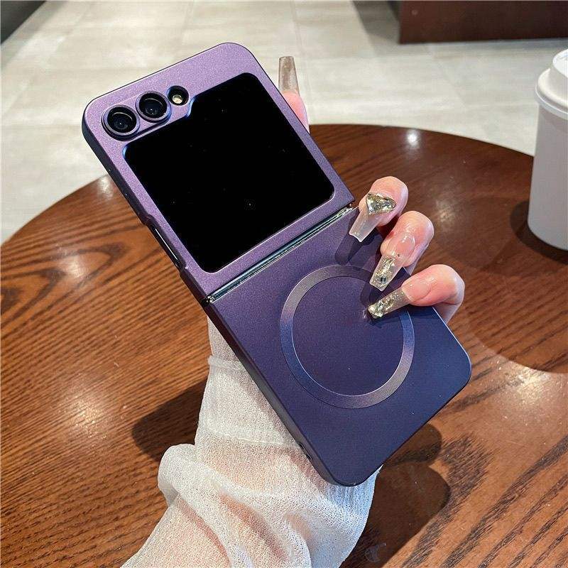 สีม่วงเข้ม