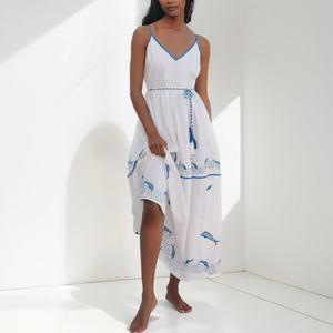 เดรสยาวปักลายผ้าฝ้ายแท้ 100% คุณภาพสูงแบบ OEM ทรงเปิดไหล่ ไร้แขน สำหรับผู้หญิง - Product Image 1